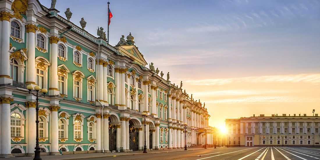 Luxurious Palace in St. Petersburg, and the morning sun
